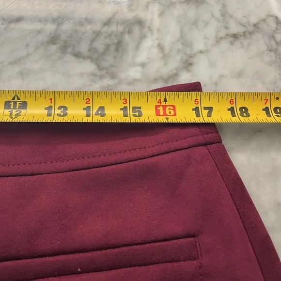 NWT -LOFT suede skirt - Size 12 - Picture 7 of 8